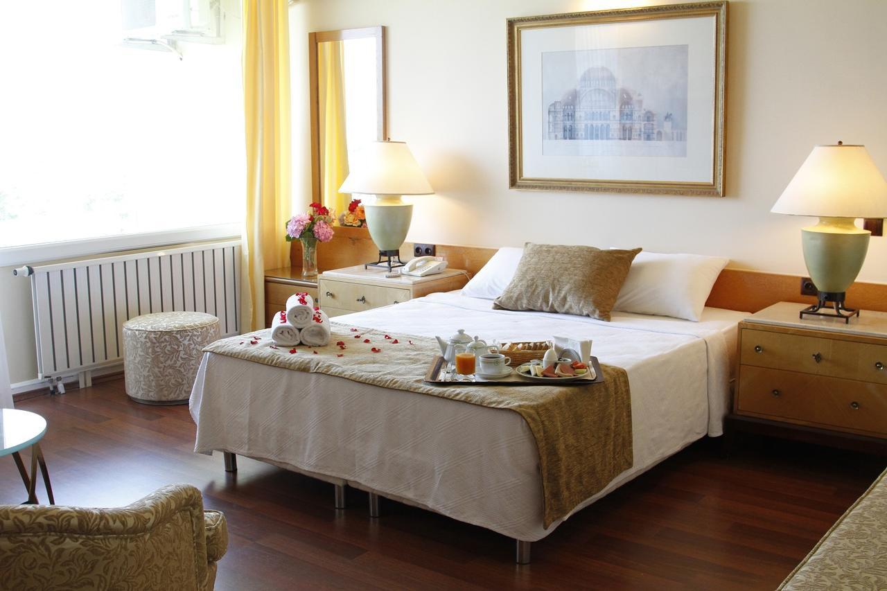 Anadolu Kulubu Hotel Adalar Bagian luar foto
