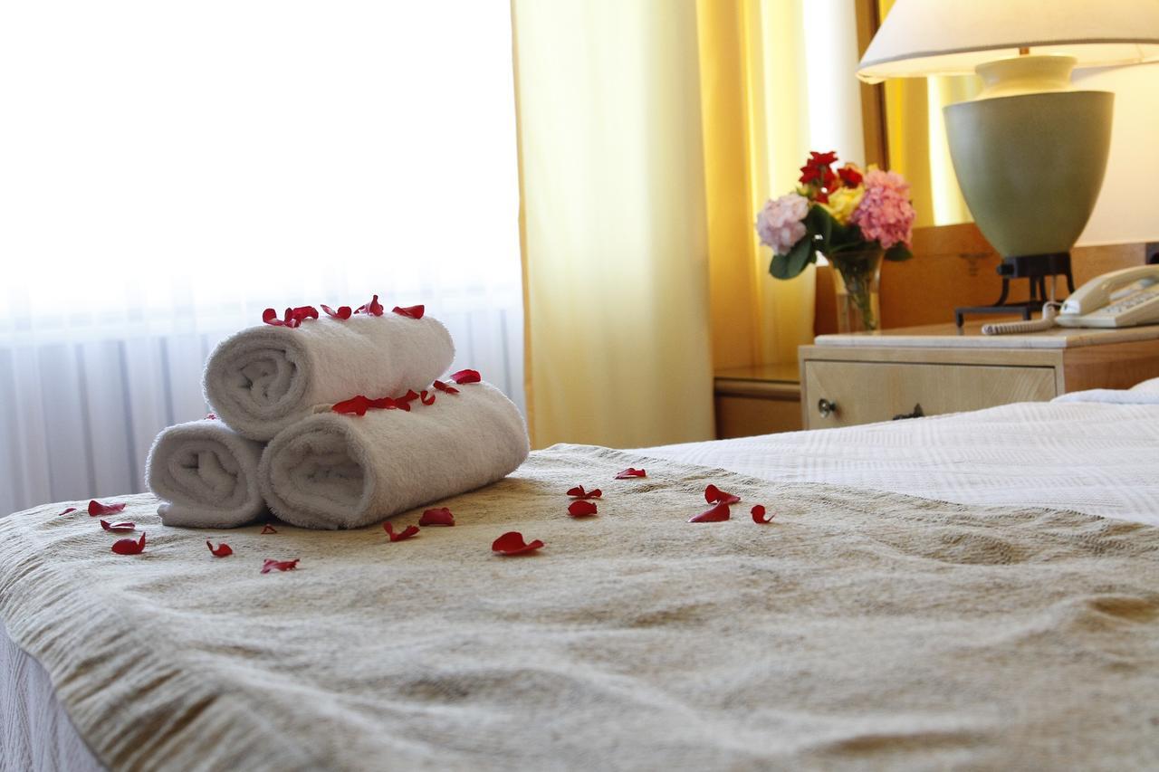 Anadolu Kulubu Hotel Adalar Bagian luar foto