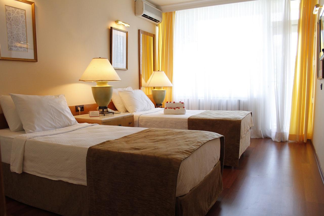 Anadolu Kulubu Hotel Adalar Bagian luar foto